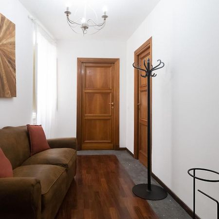 Italianway - Barberini Elegantia Apartments Roma Cameră foto